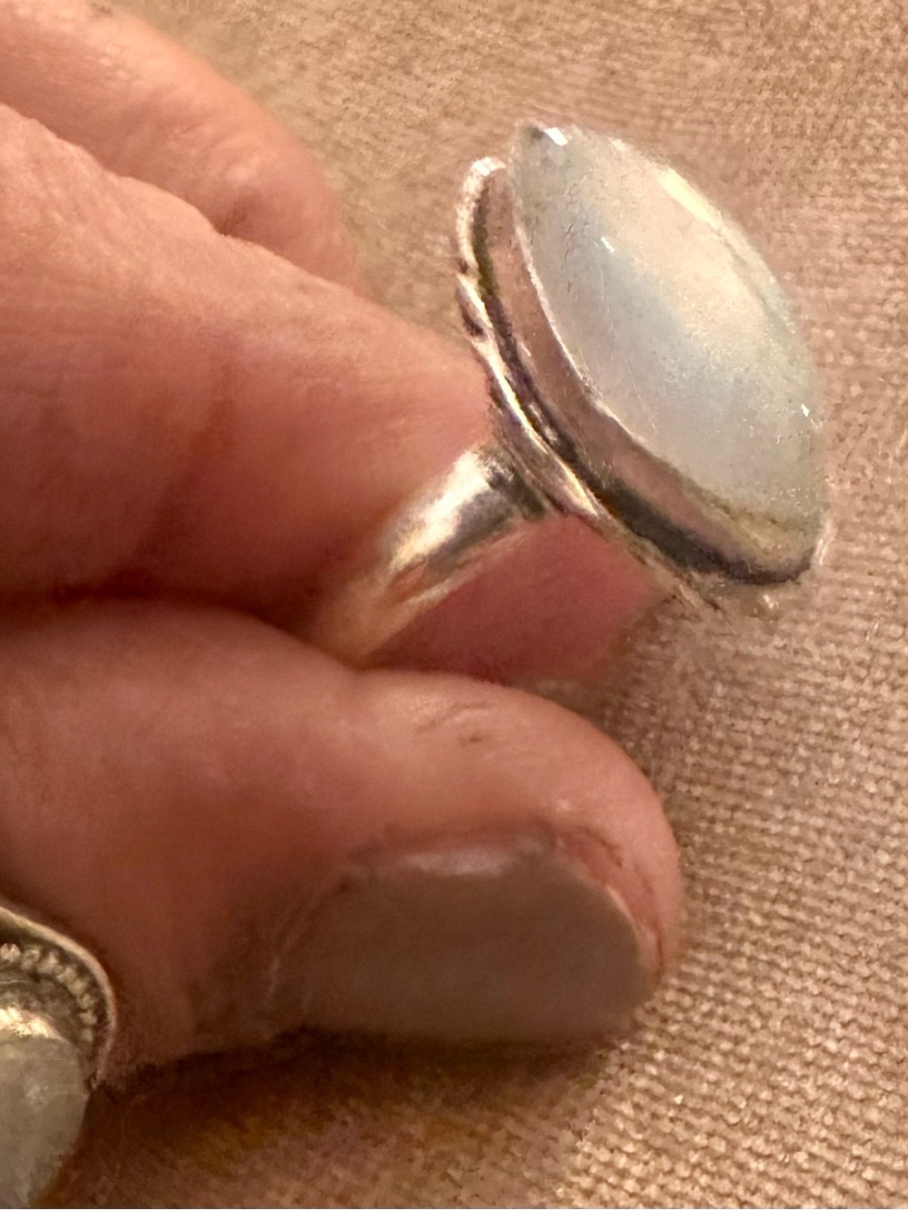 Sterling Silver Moonstone Oval Ring - White/Opalescent